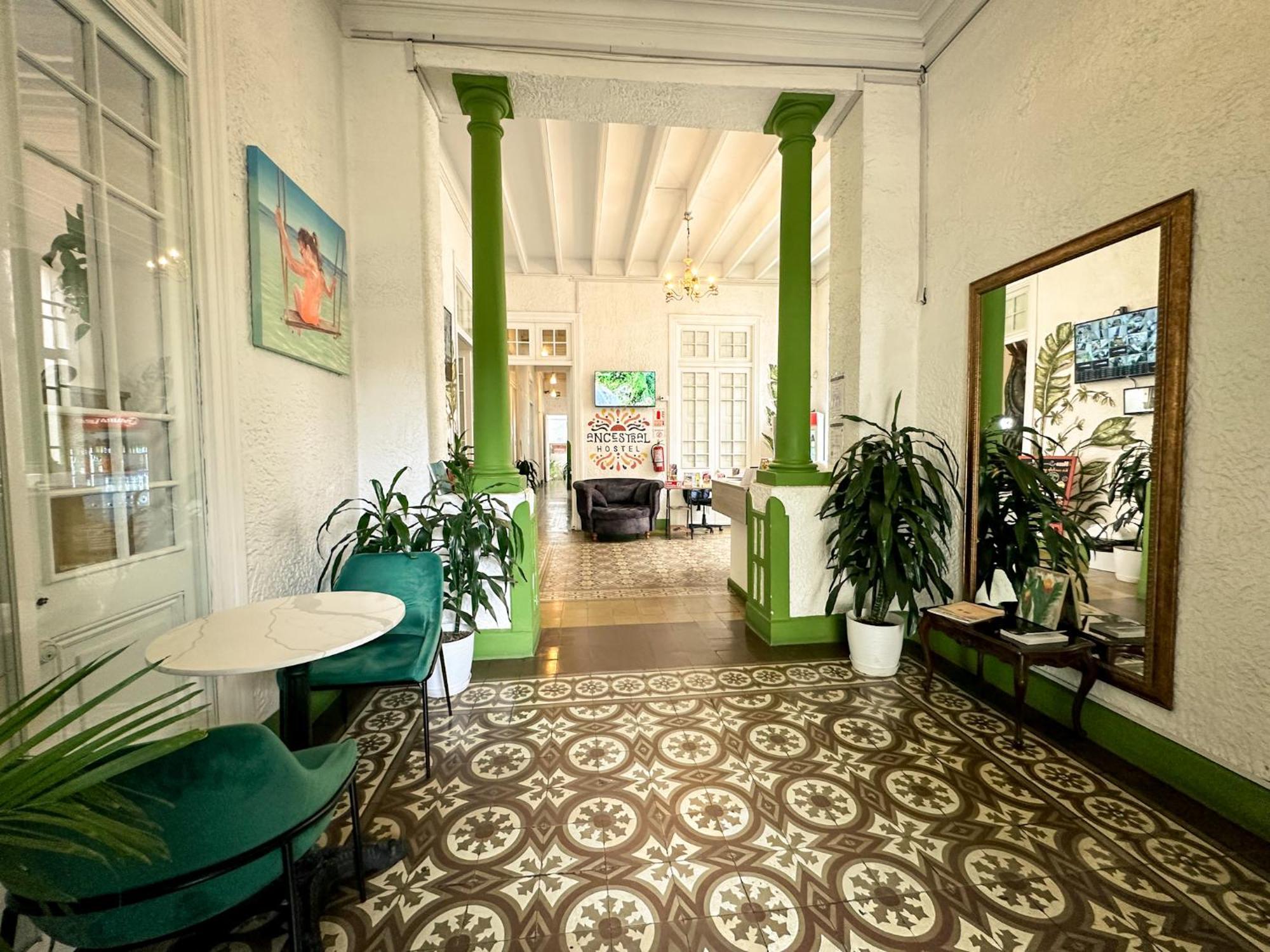 Ancestral Barranco Hostal